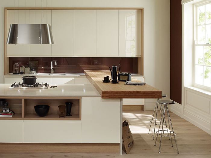 remo-alabaster-linear
